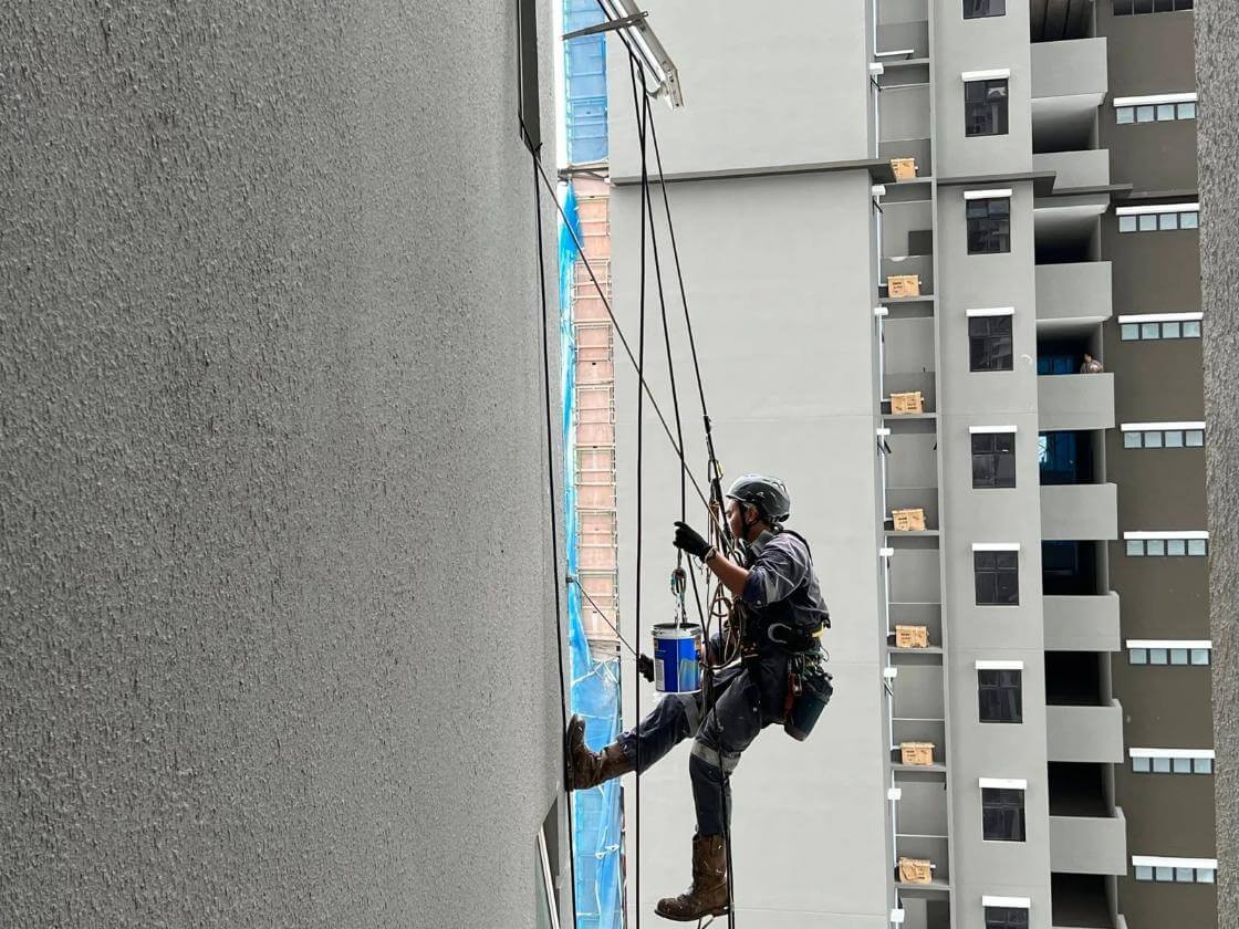 Rope Access Painting